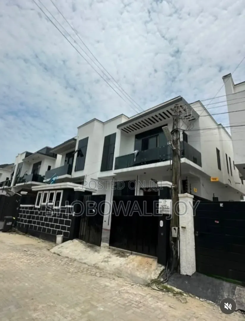 4bdrm Duplex in Ikota for rent