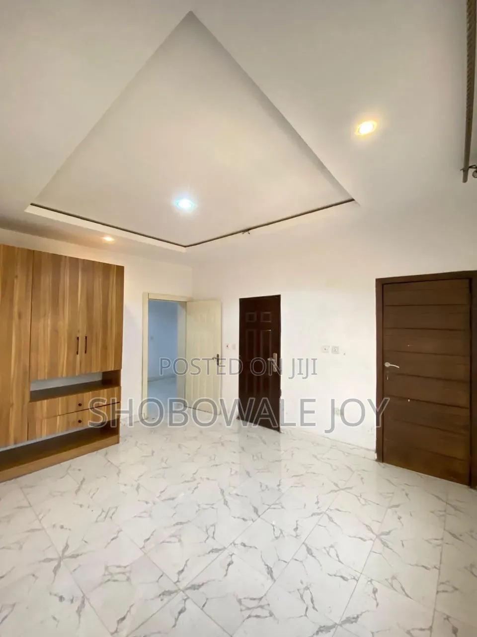 4bdrm Duplex in Ikota for rent