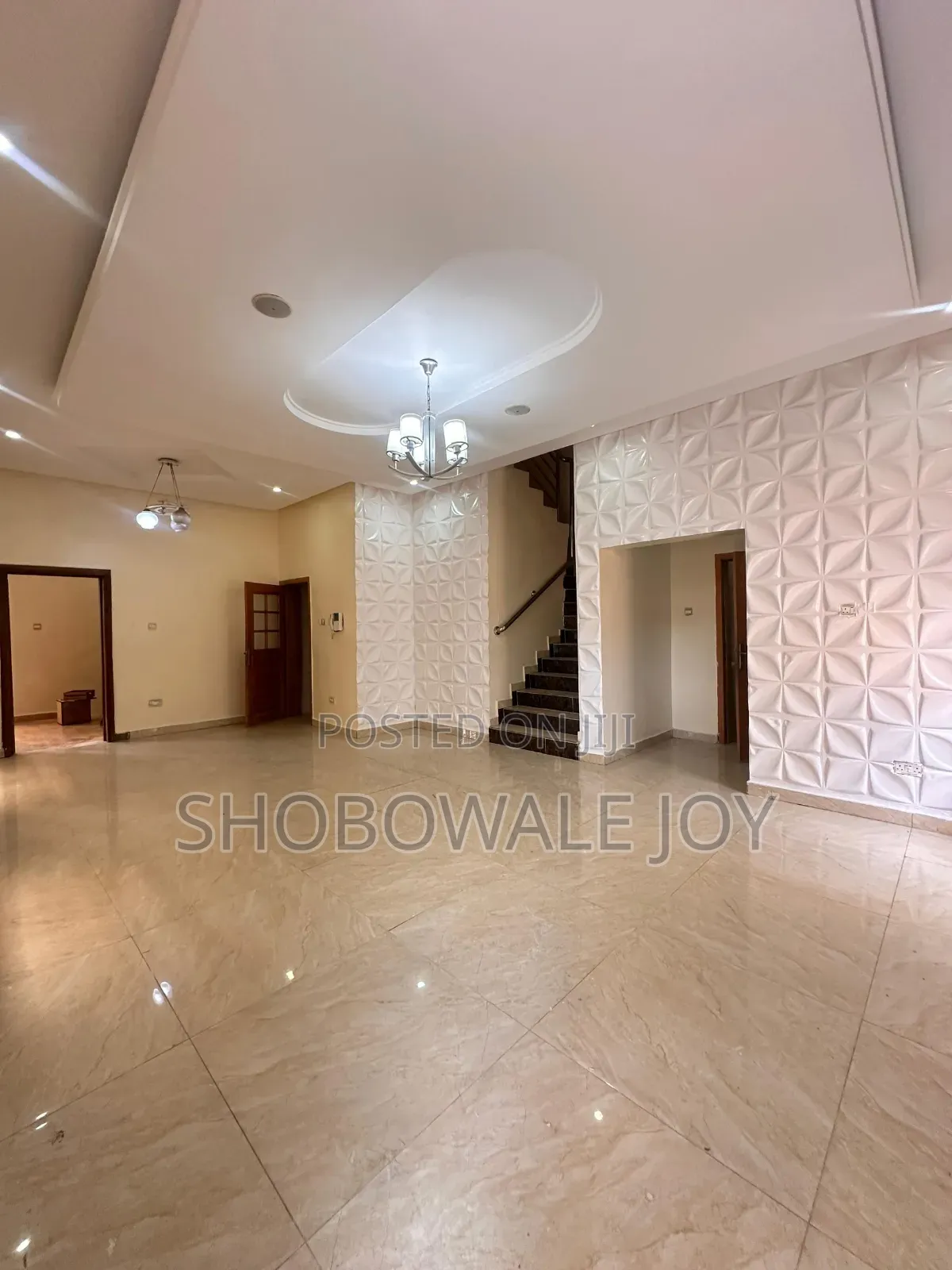 4bdrm Duplex in Agungi for rent