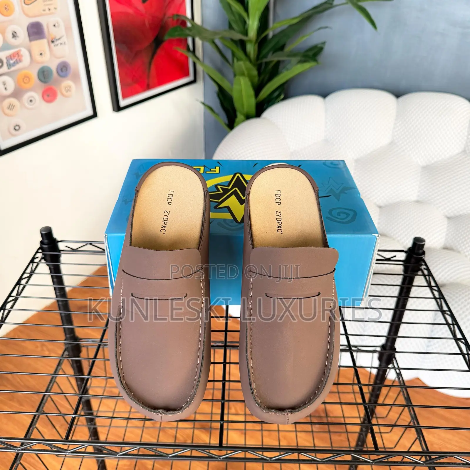 Original the Naple Wrapped Oil Leather Clogs