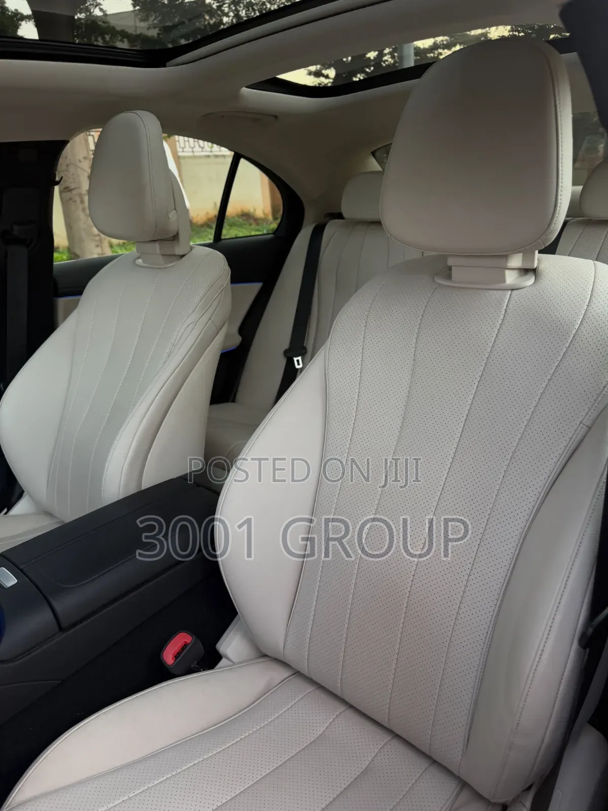 Mercedes-Benz E350 2024 Teal