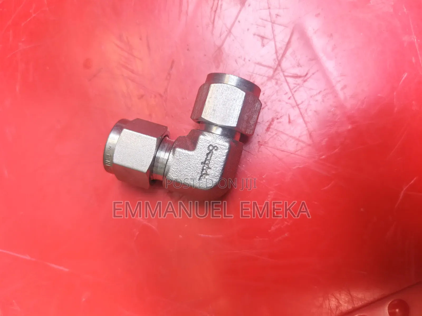 Swagelok 1/2-Inch 90-Degree Tube Elbow Union