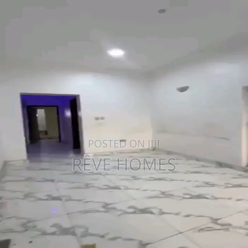2bdrm Block of Flats in New Garage / Gbagada for rent