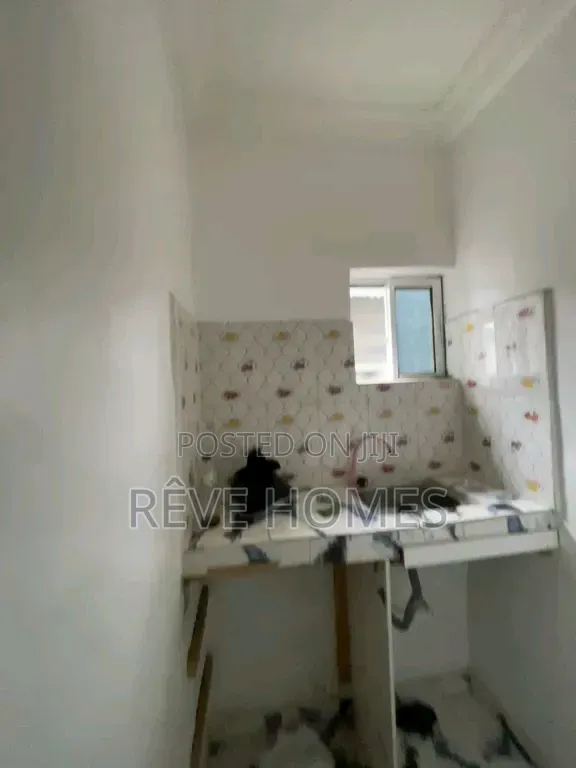 Studio Apartment in Shomolu / Shomolu for rent