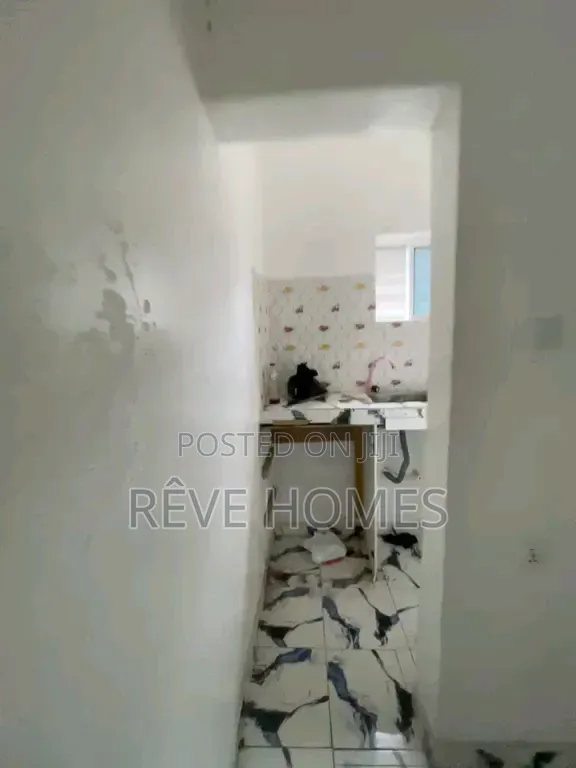 Studio Apartment in Shomolu / Shomolu for rent