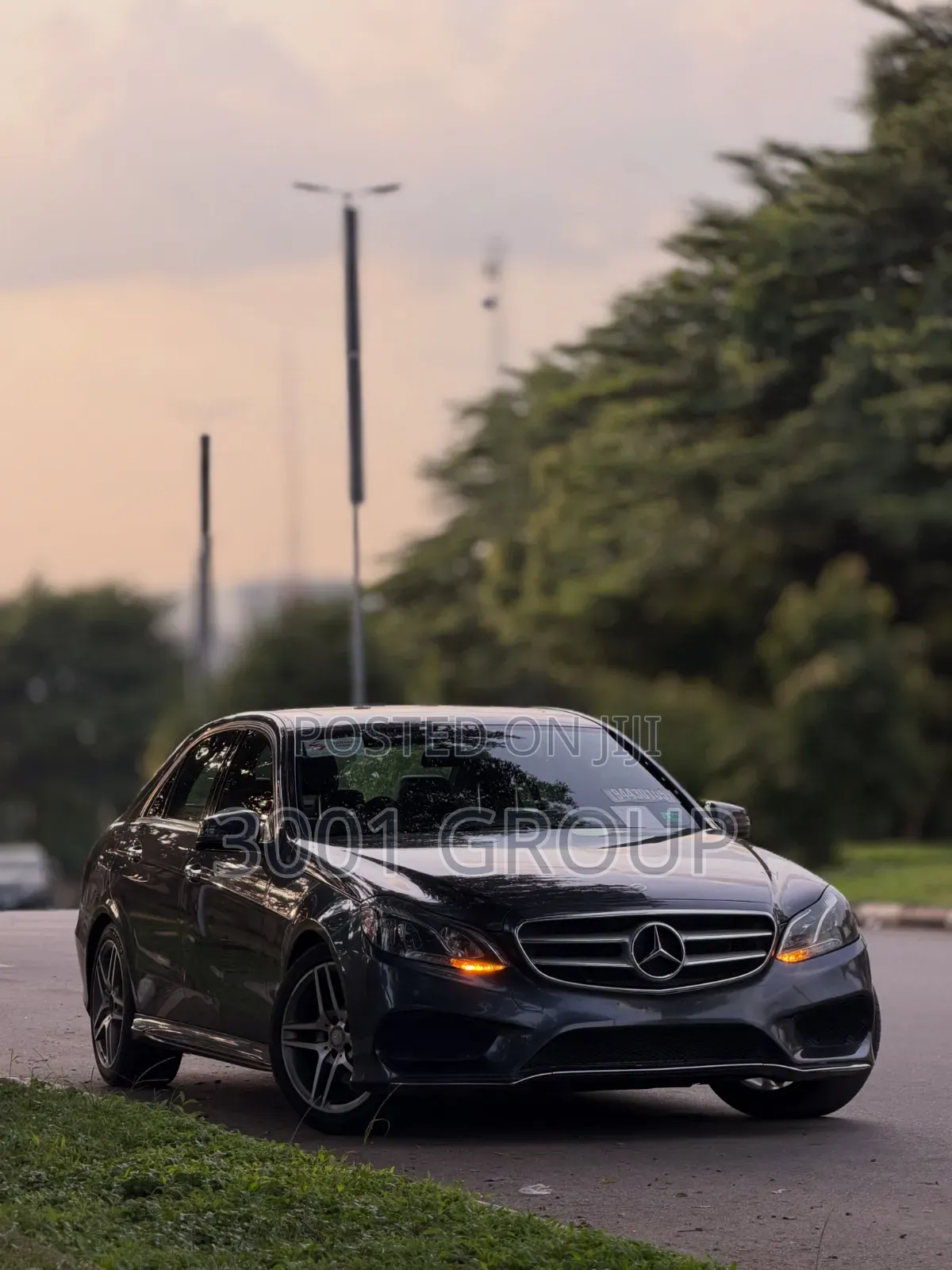 Mercedes-Benz E350 2013 Black