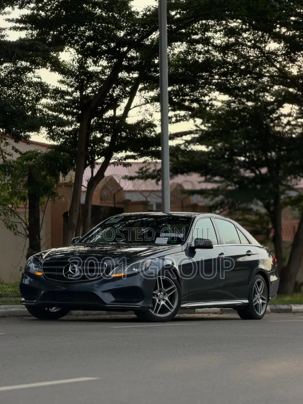 Mercedes-Benz E350 2013 Black