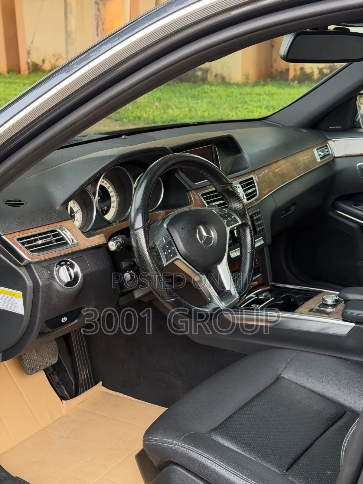 Mercedes-Benz E350 2013 Black