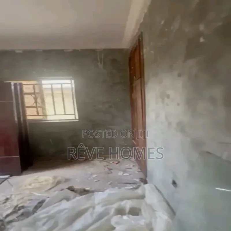 3bdrm Block of Flats in Ifako-Gbagada for rent