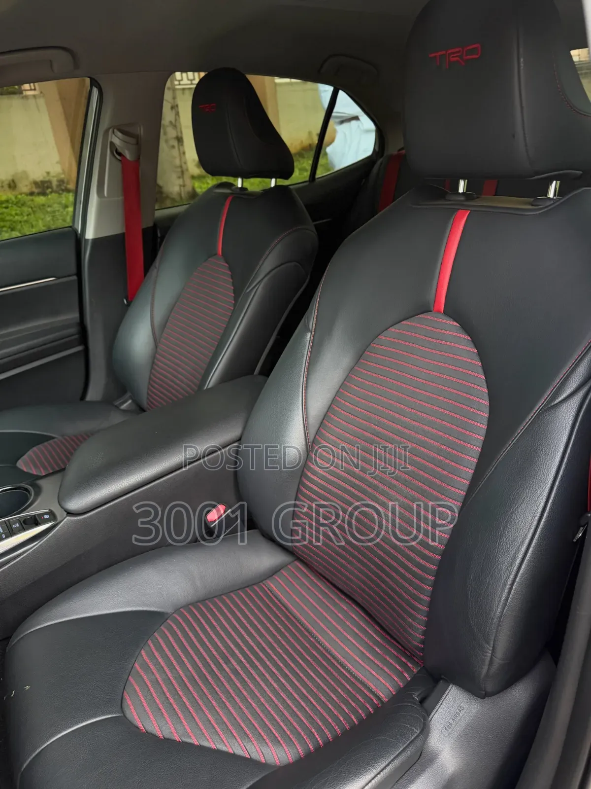 Toyota Camry 2020 Silver
