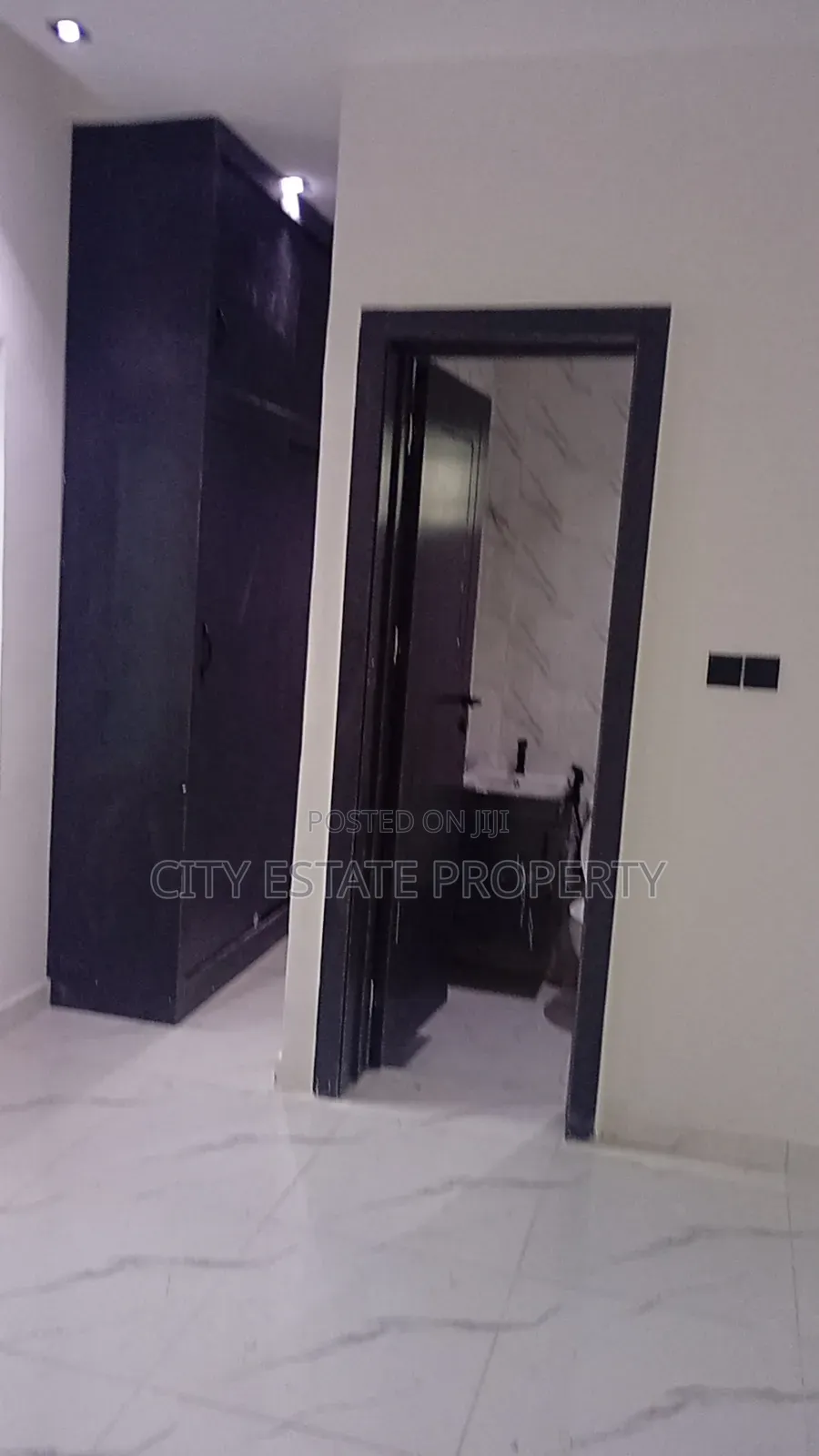 4bdrm Duplex in Apara Link Link, Obio-Akpor for rent