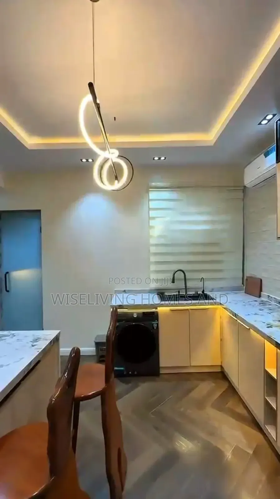 Furnished 3bdrm Apartment in Lekki Phase 1 for sale