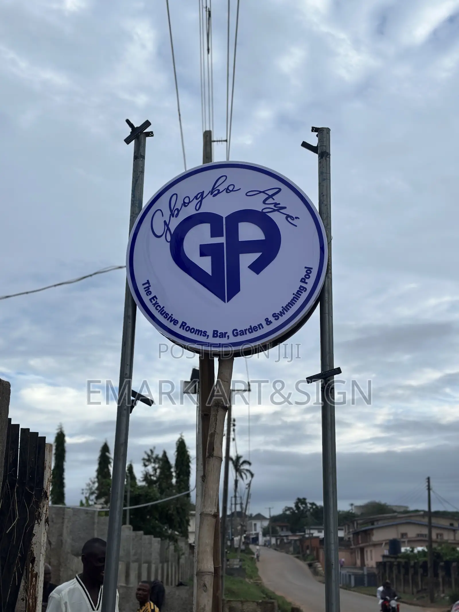 Pylon Outdoor Signage