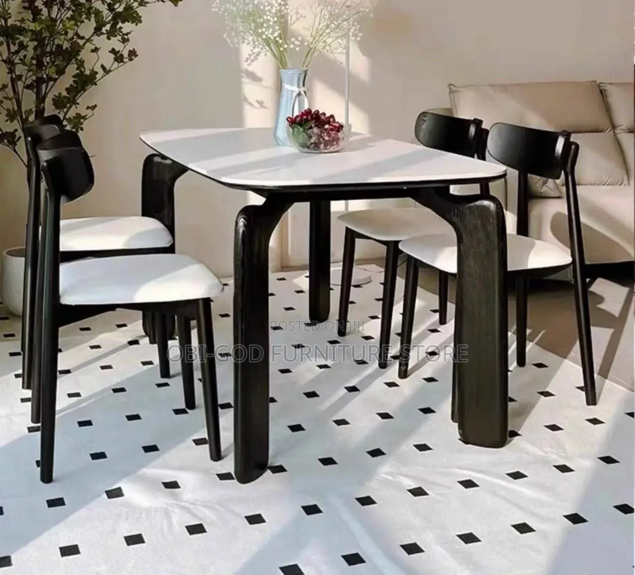 Luxury Dining Table Set