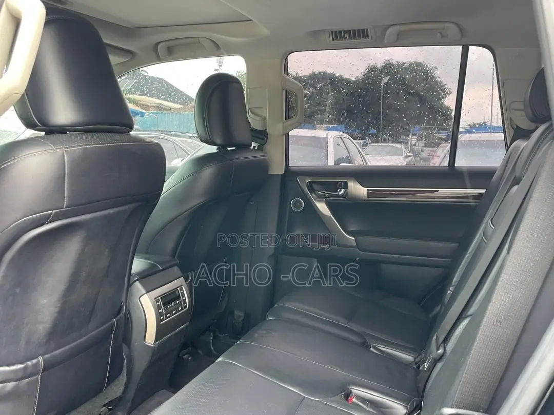 Lexus GX 2011 Black