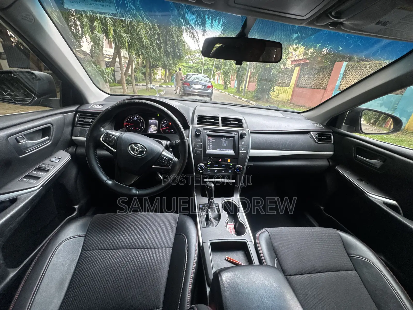 Toyota Camry SE 4dr Sedan (2.5L 4cyl 6A) 2016 Black