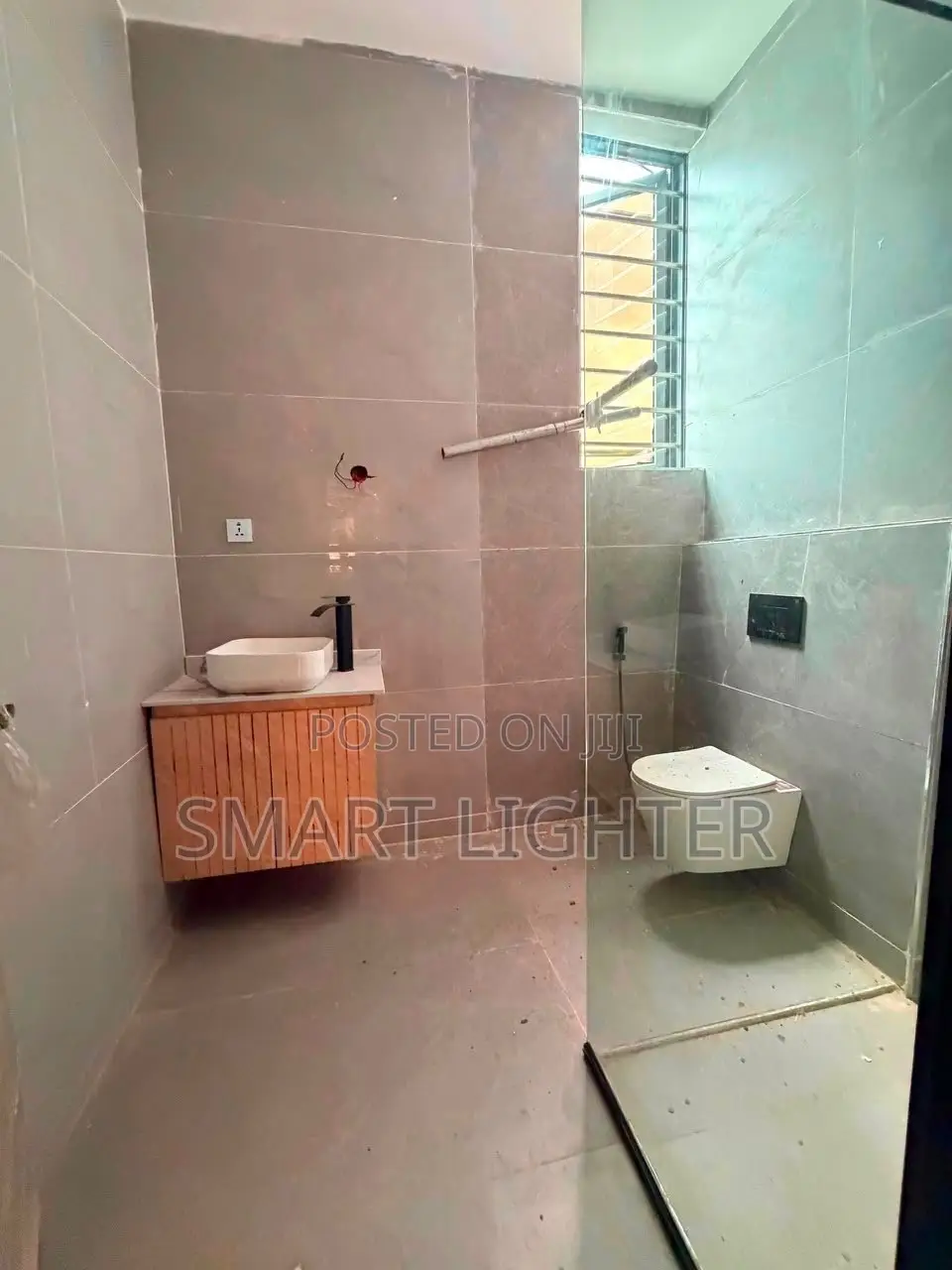 3bdrm Block of Flats in Utako for rent
