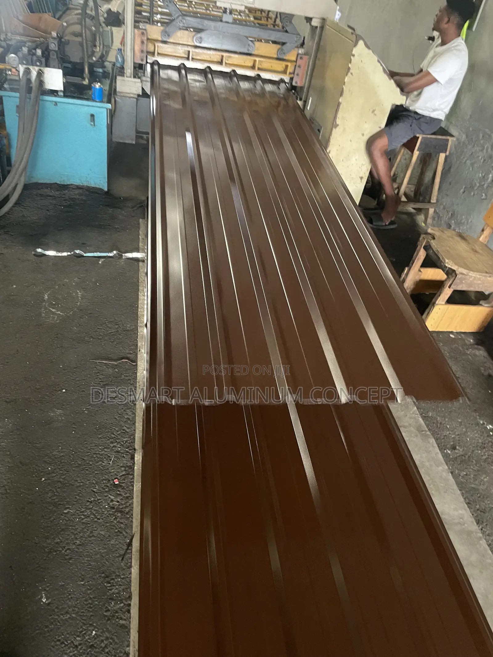 Brown Color of Aluminum Roofing Sheet/0.55a/