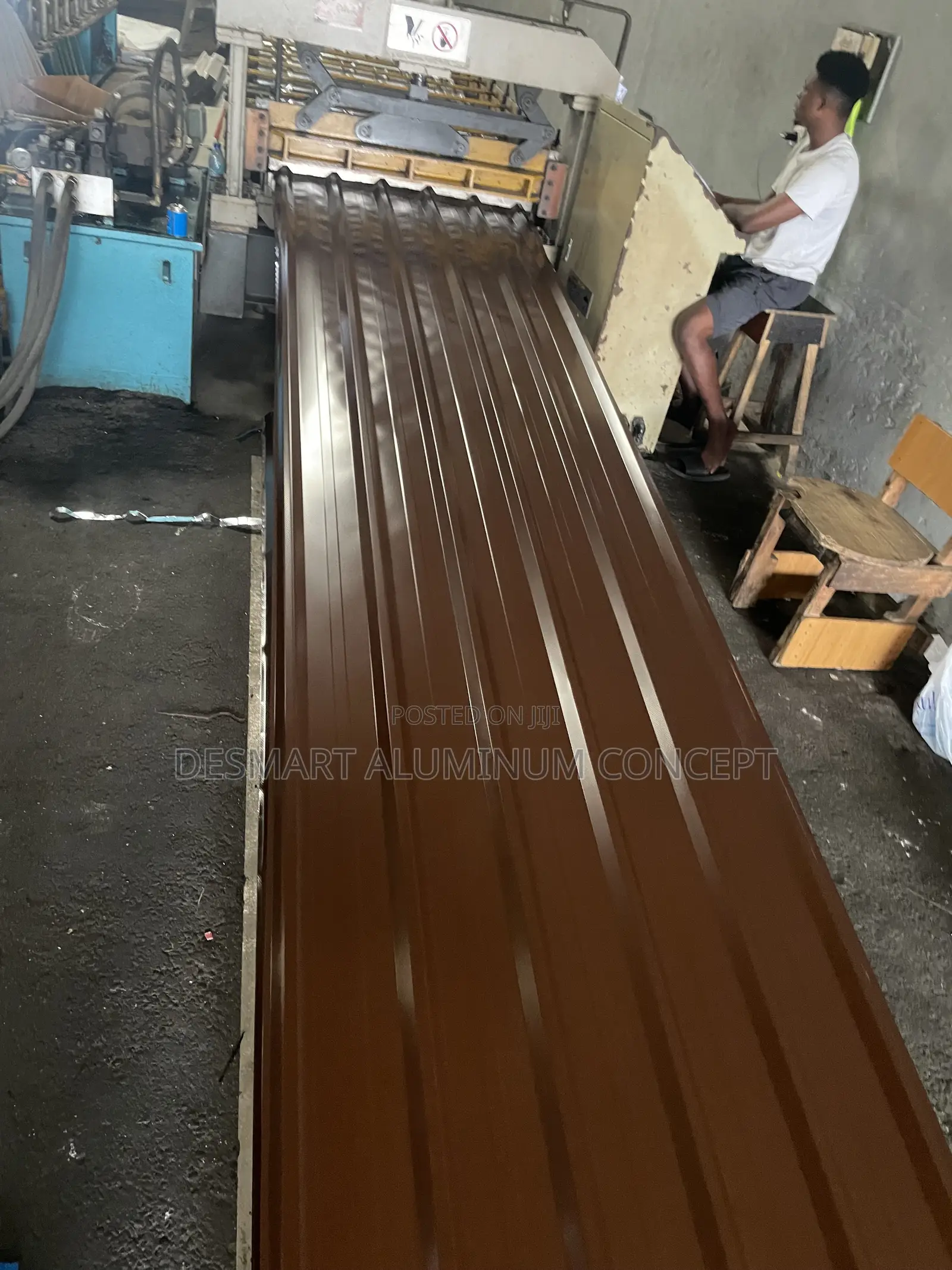 Brown Color of Aluminum Roofing Sheet/0.55a/