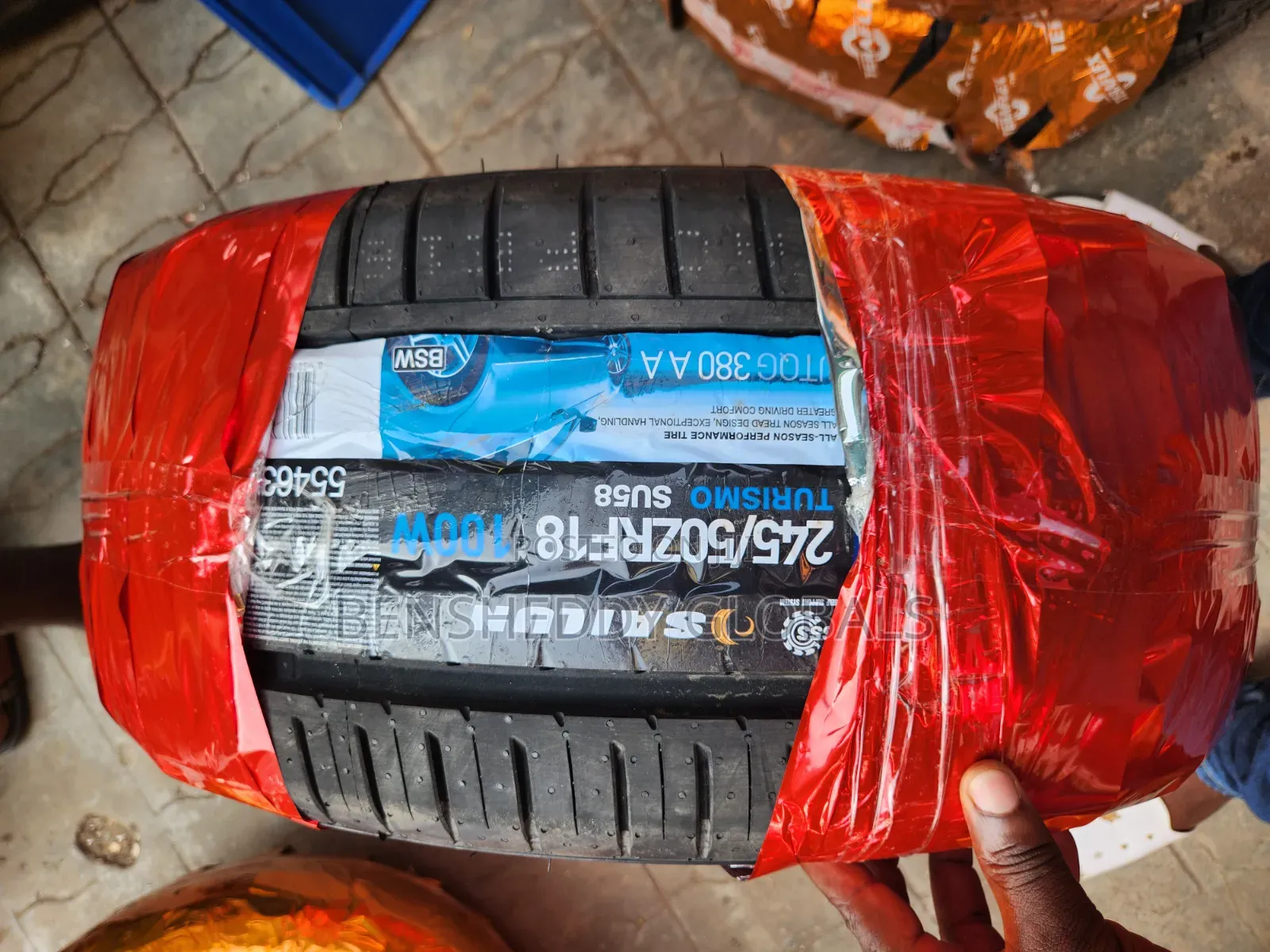 245/50r18 Run Flat Original