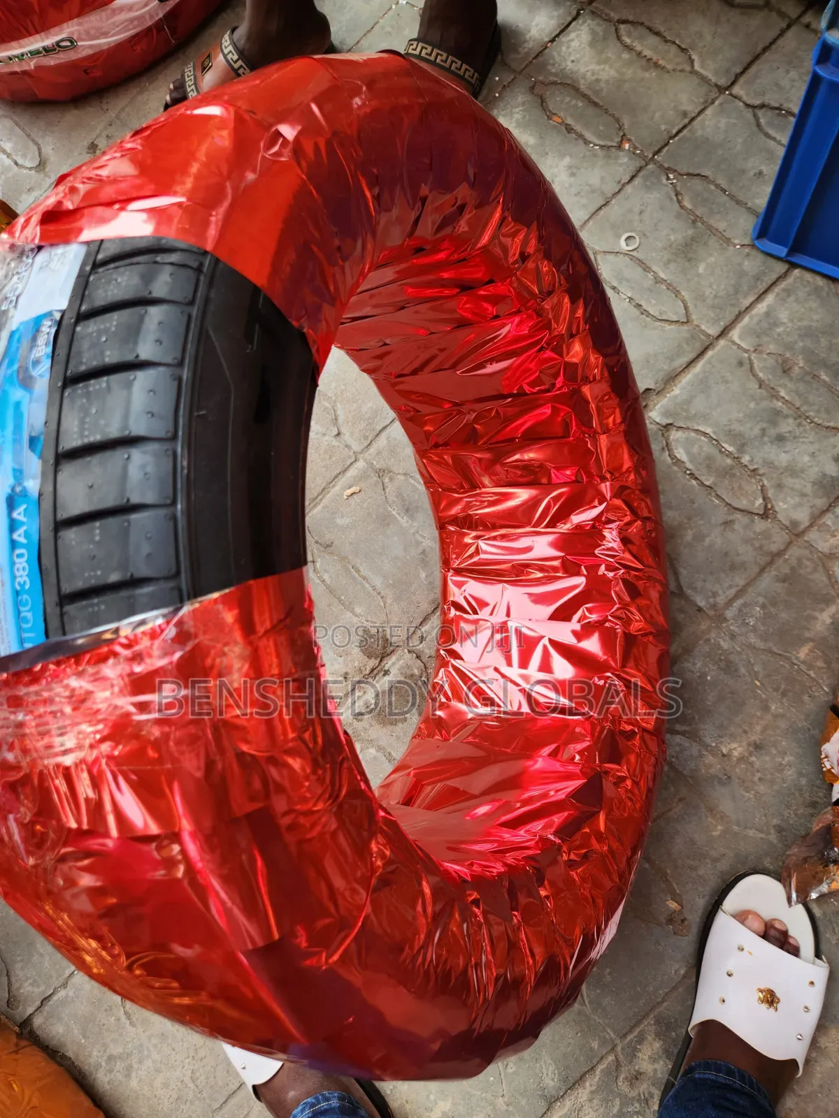 245/50r18 Run Flat Original