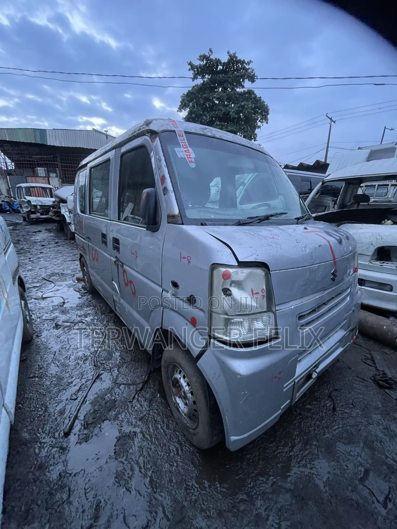 Suzuki Every 2012 Silver