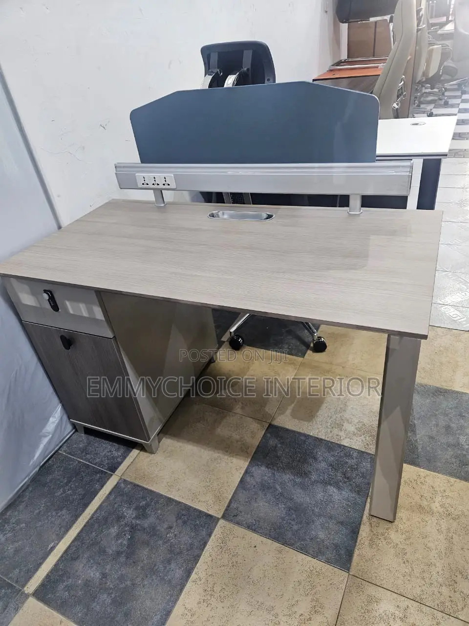 1.2 Meters Office Table With Privacy Screen Power Outlet