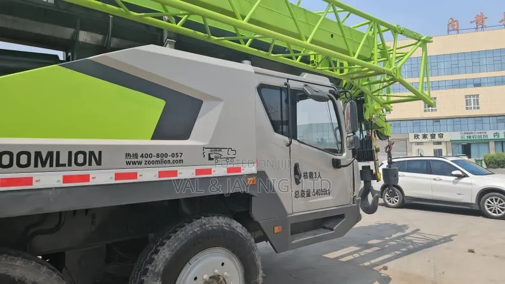 100 Tons Zoomlion All-Terrain Motor Crane - Direct Belgium