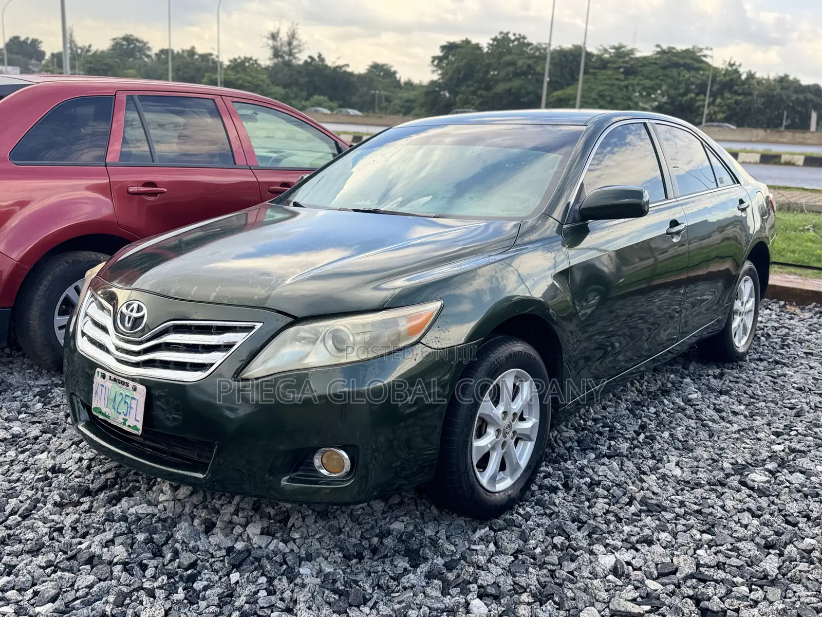 Toyota Camry LE 4dr Sedan (2.5L 4cyl 6A) 2011 Green