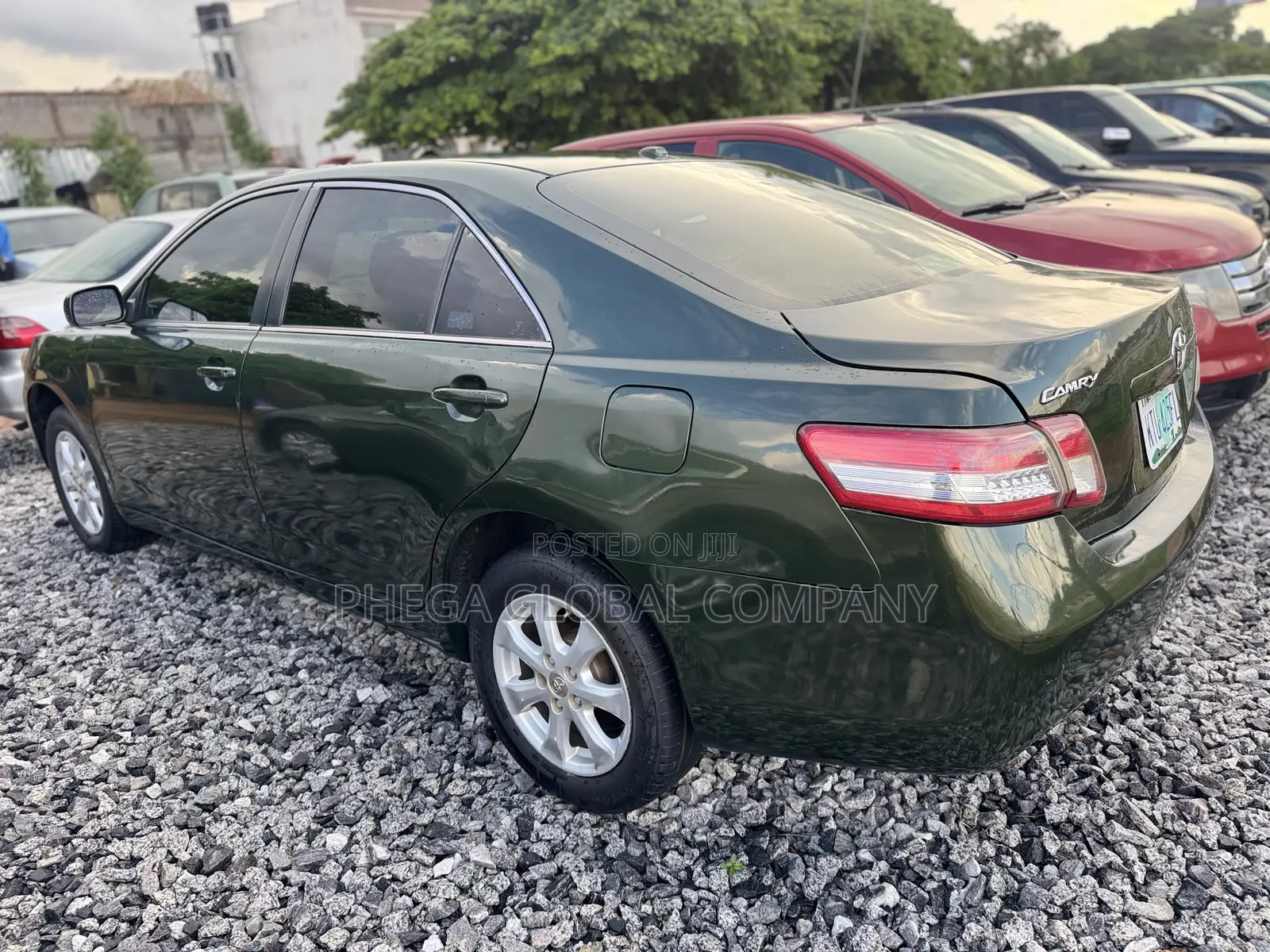 Toyota Camry LE 4dr Sedan (2.5L 4cyl 6A) 2011 Green