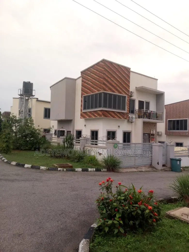 4bdrm Duplex in Rockvale Manors, Gudu for sale