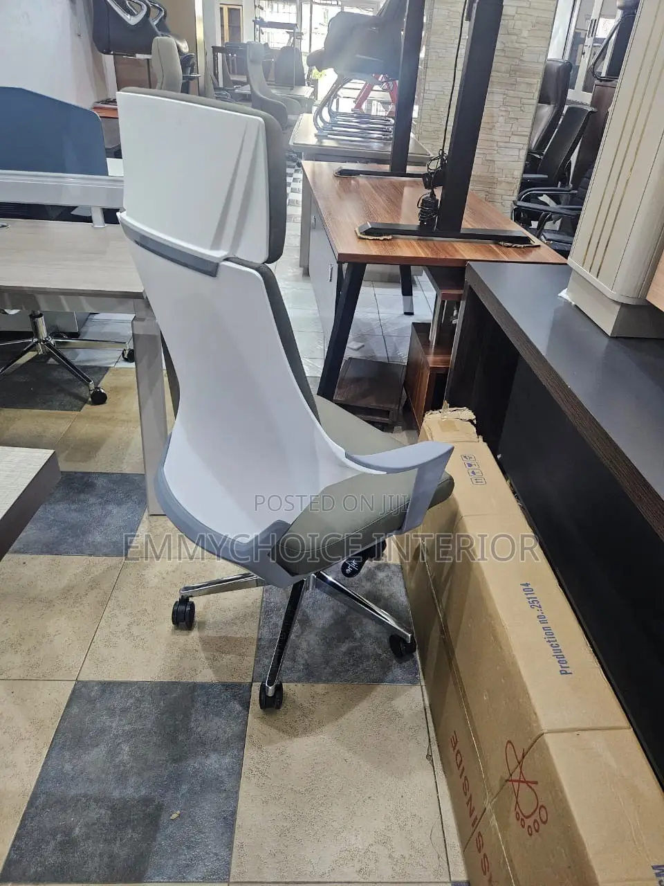 High-Back Executive Office Swivel Chair With Chrome Legs