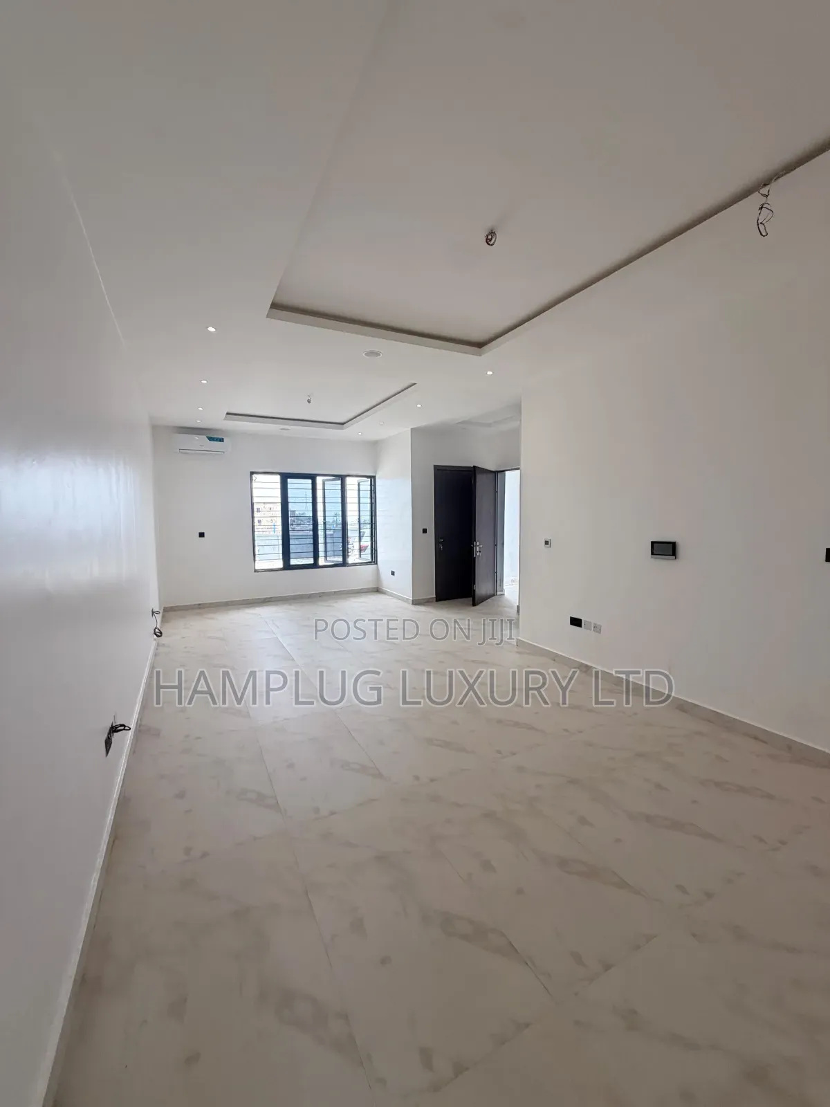4bdrm Townhouse/Terrace in Guzape District for sale