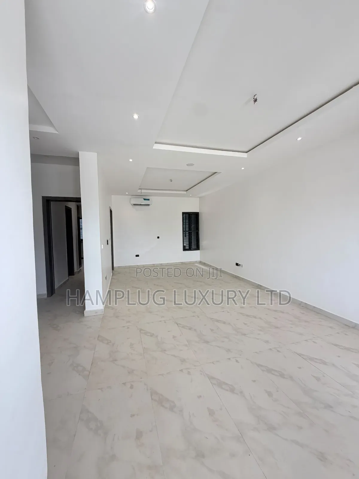 4bdrm Townhouse/Terrace in Guzape District for sale