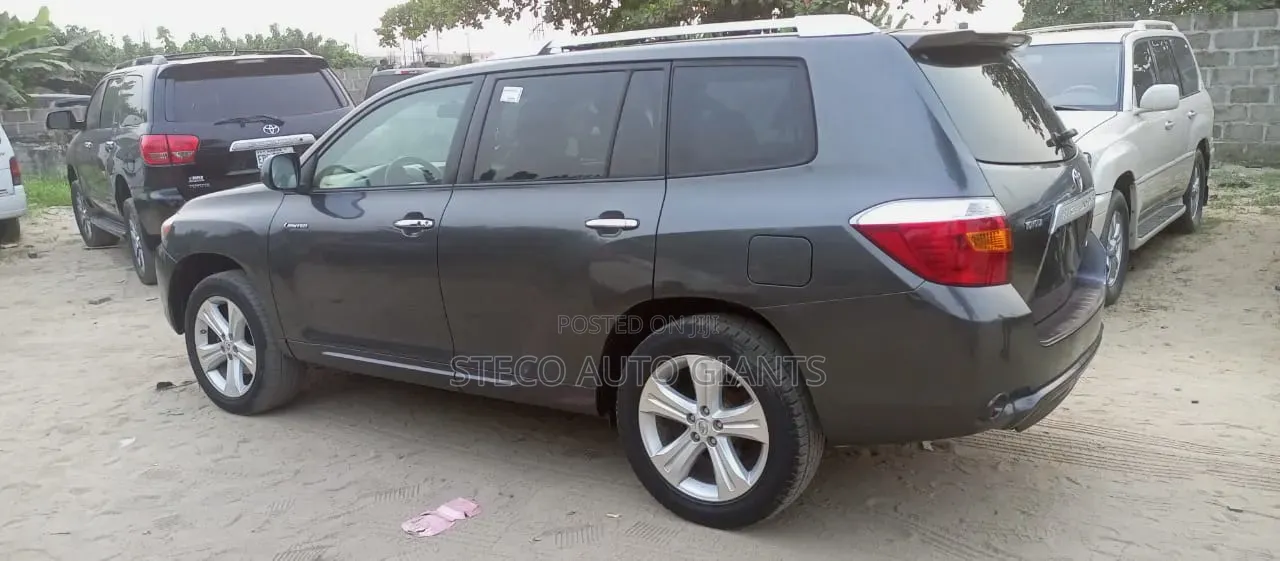 Toyota Highlander 2009 Gray