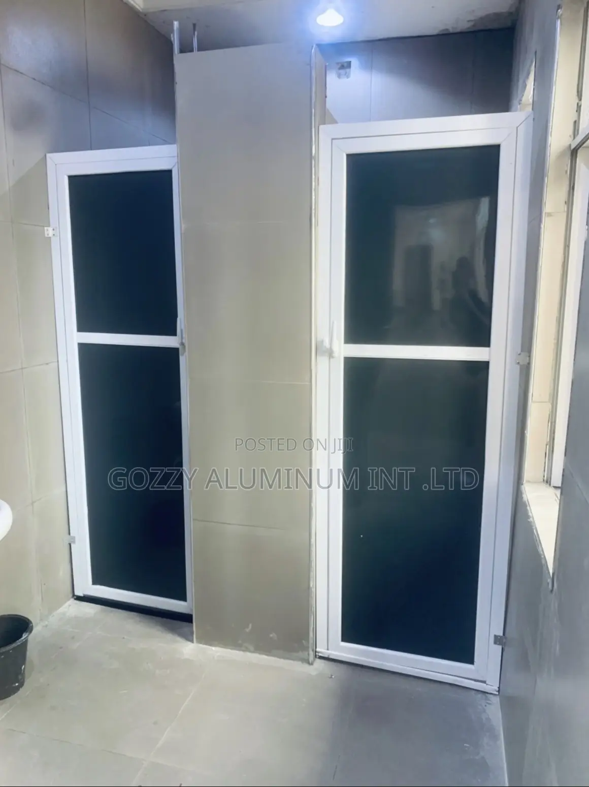 Aluminum Toilet/Bathroom Door – Durable Stylish