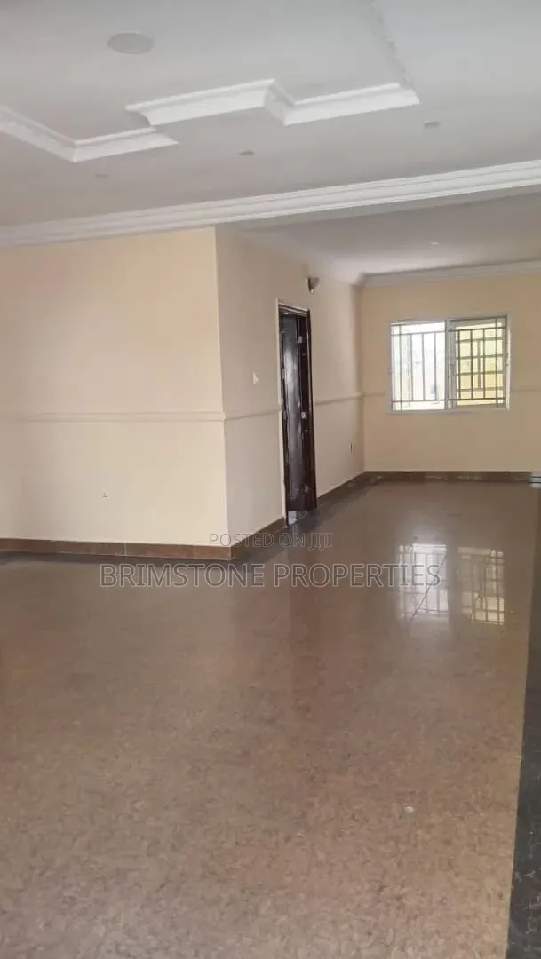 Furnished 2bdrm Apartment in Osapa london for rent