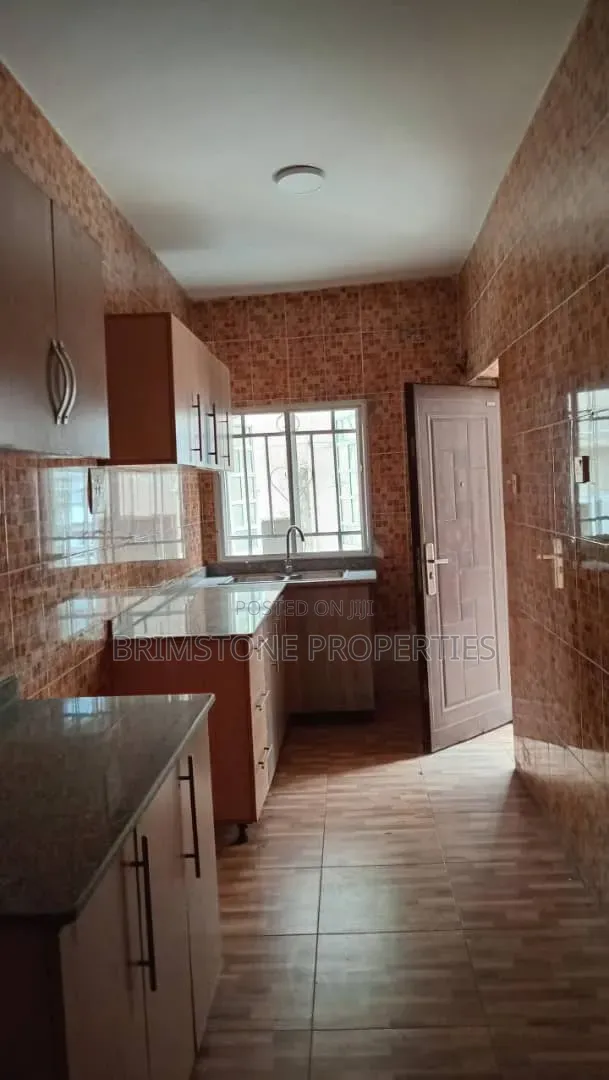 Furnished 2bdrm Apartment in Osapa london for rent