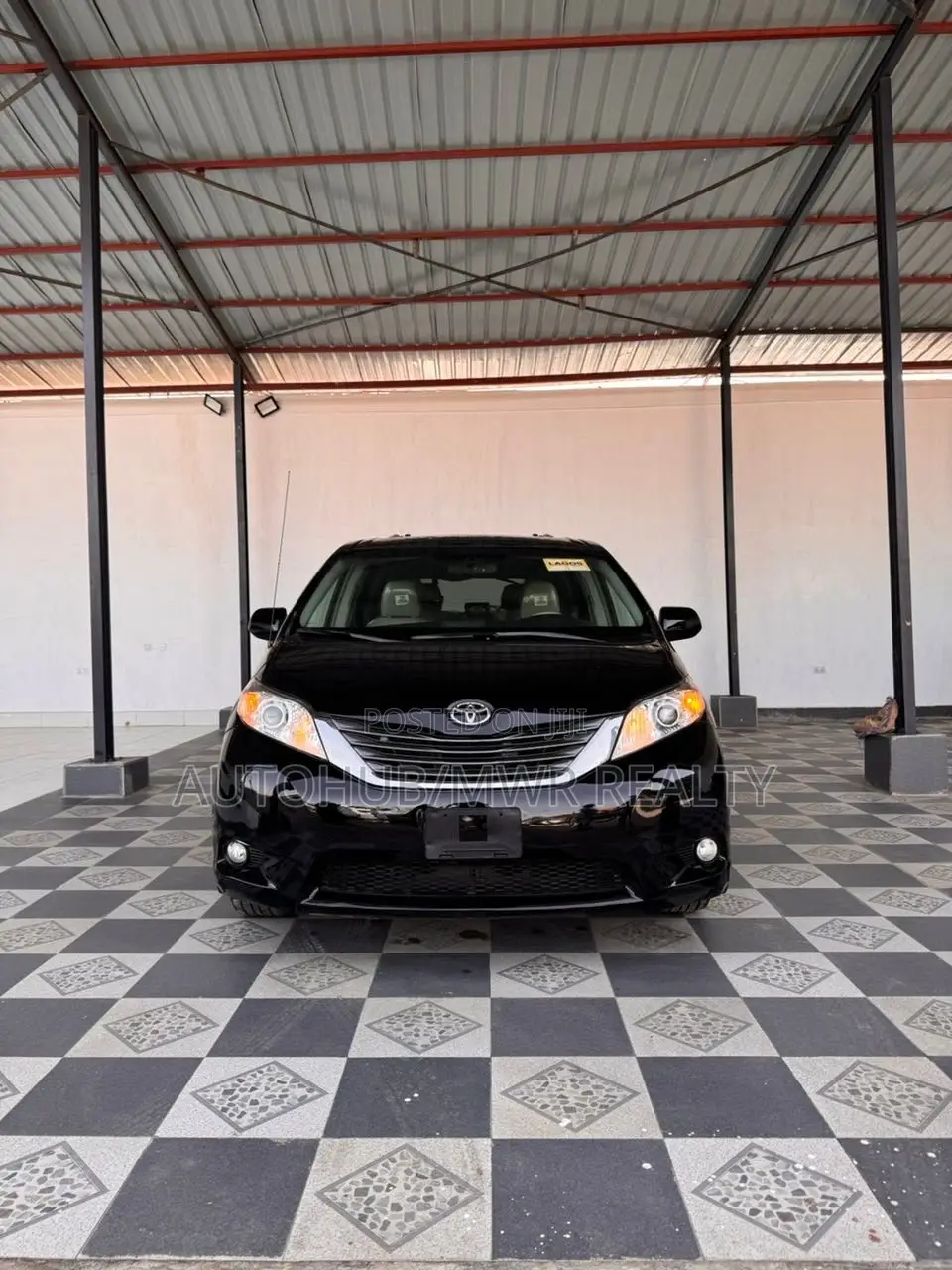 Toyota Sienna 2015 Black