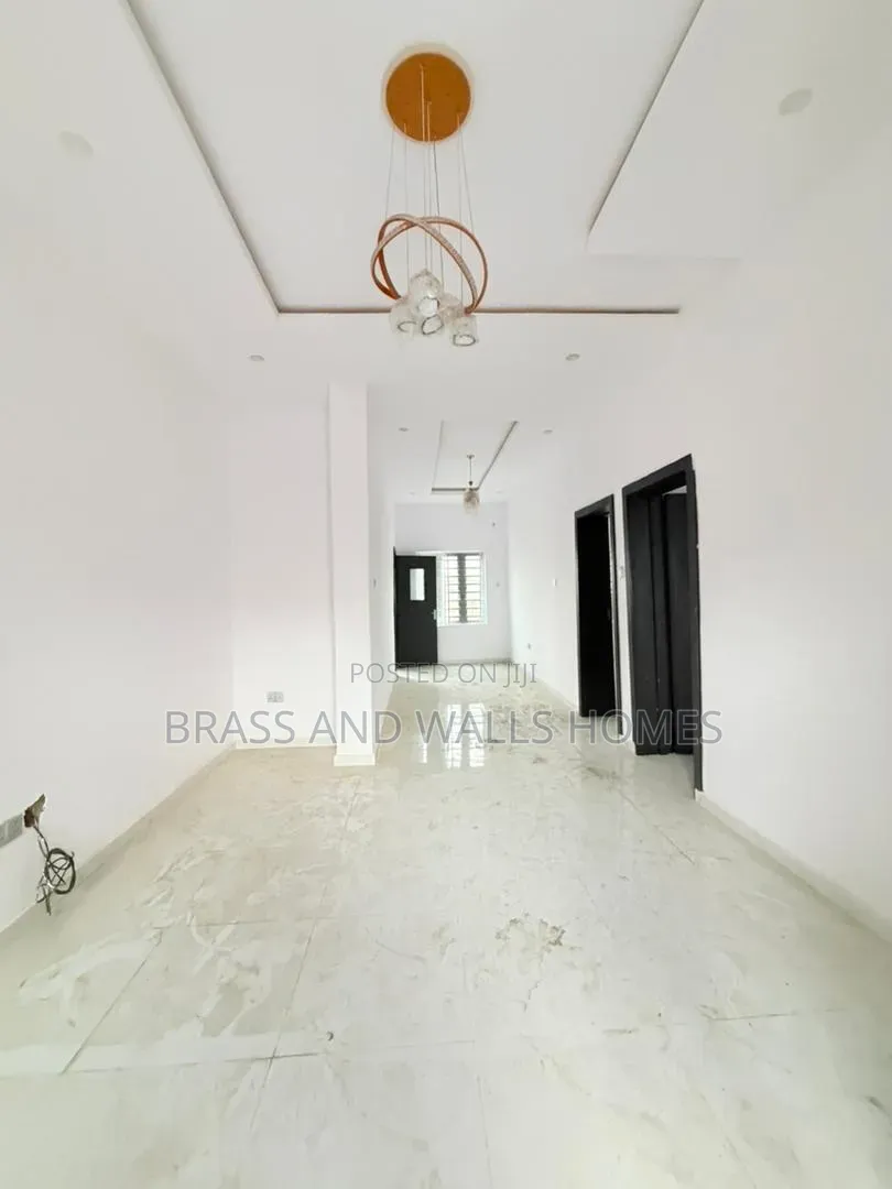 Furnished 2bdrm Apartment in Aguda / Ogba for sale
