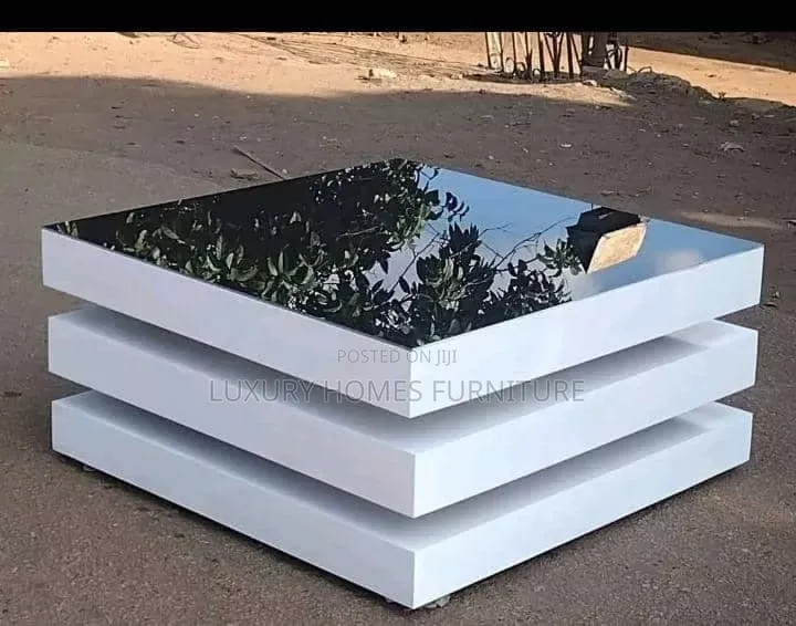 Luxury 4 Feets Center Table