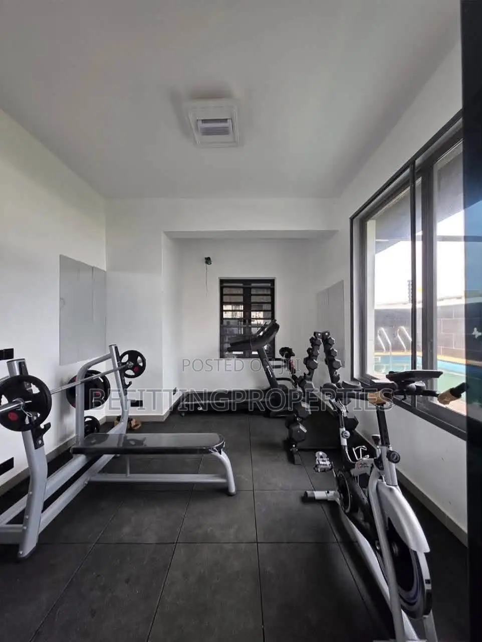 Furnished 2bdrm Apartment in Lekki Phase 1 for sale