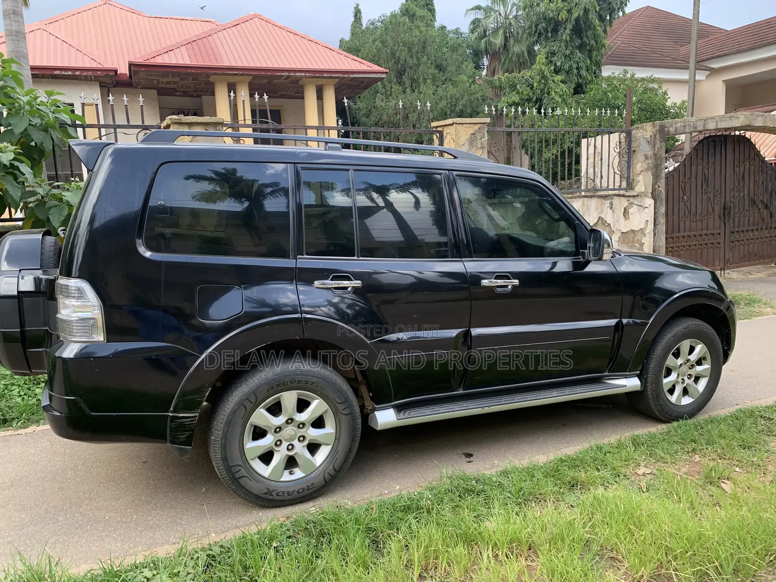 Mitsubishi Pajero 2018 Black