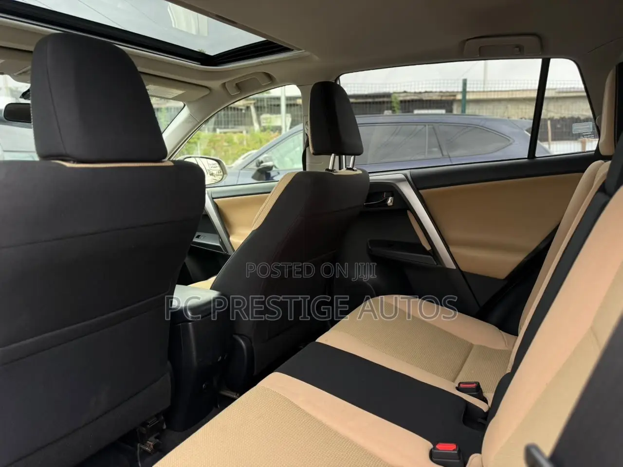 Toyota RAV4 XLE AWD (2.5L 4cyl 6A) 2016 White
