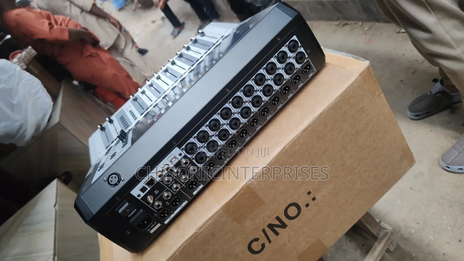 Celto Digital Mixer LM32