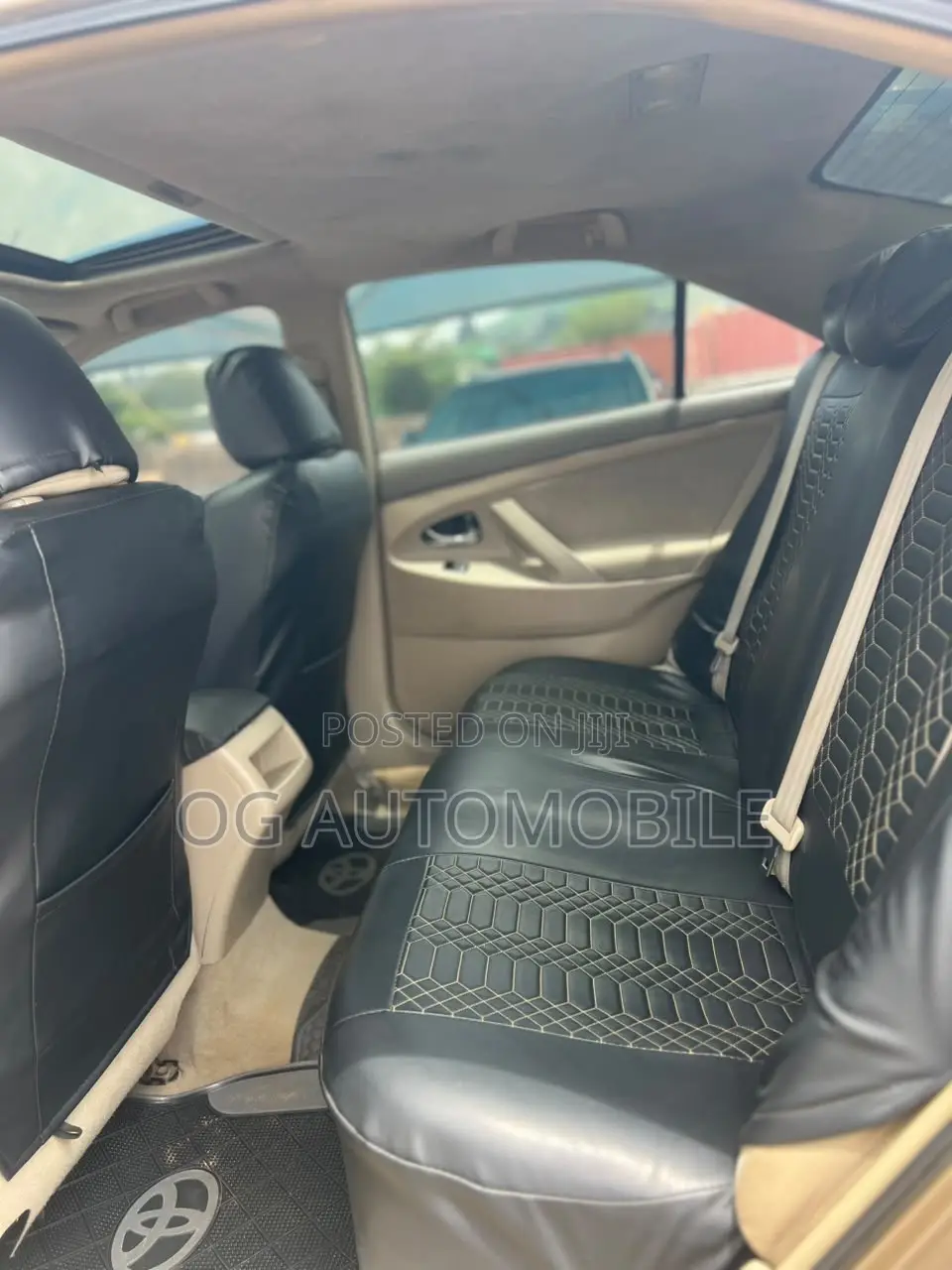 Toyota Camry LE 4dr Sedan (2.4L 4cyl 5A) 2008 Gold