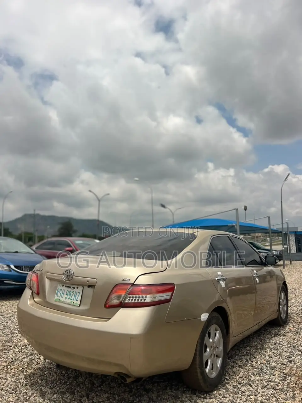 Toyota Camry LE 4dr Sedan (2.4L 4cyl 5A) 2008 Gold