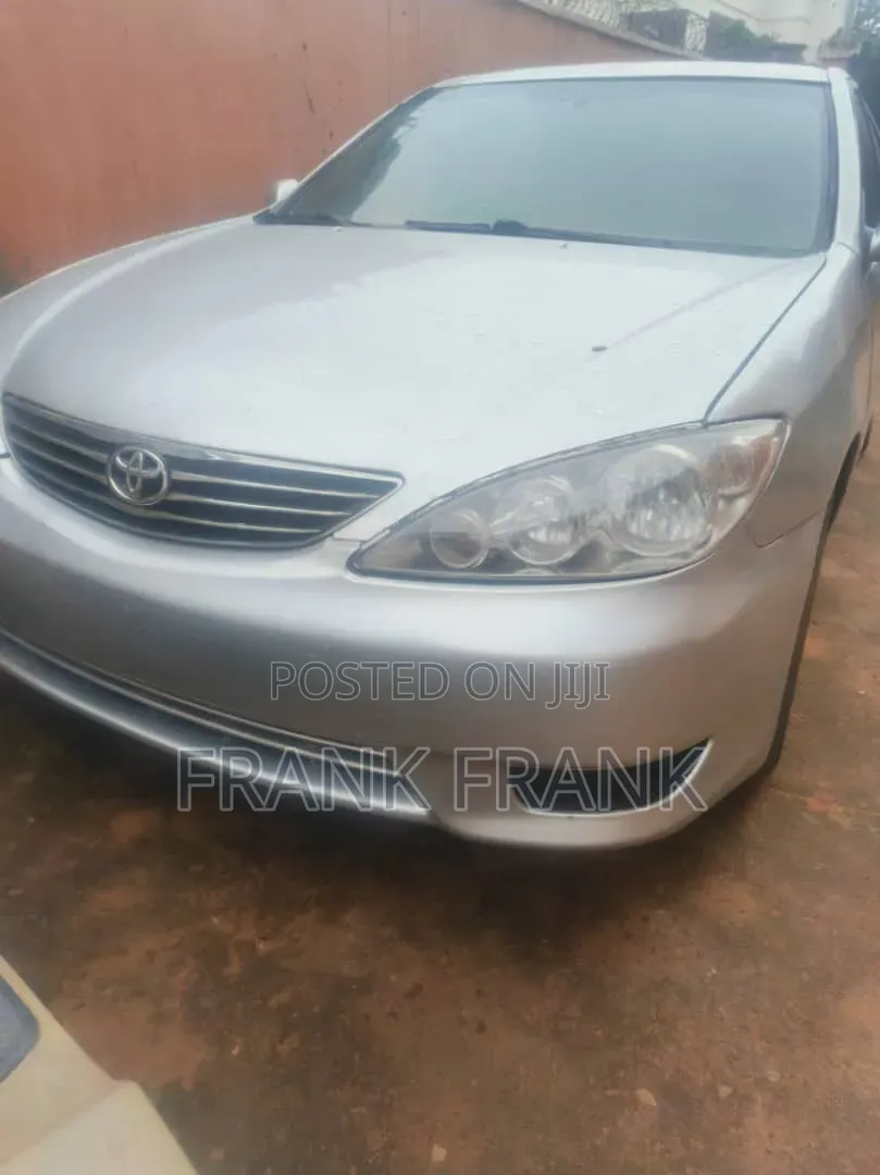 Toyota Camry 2004 Silver