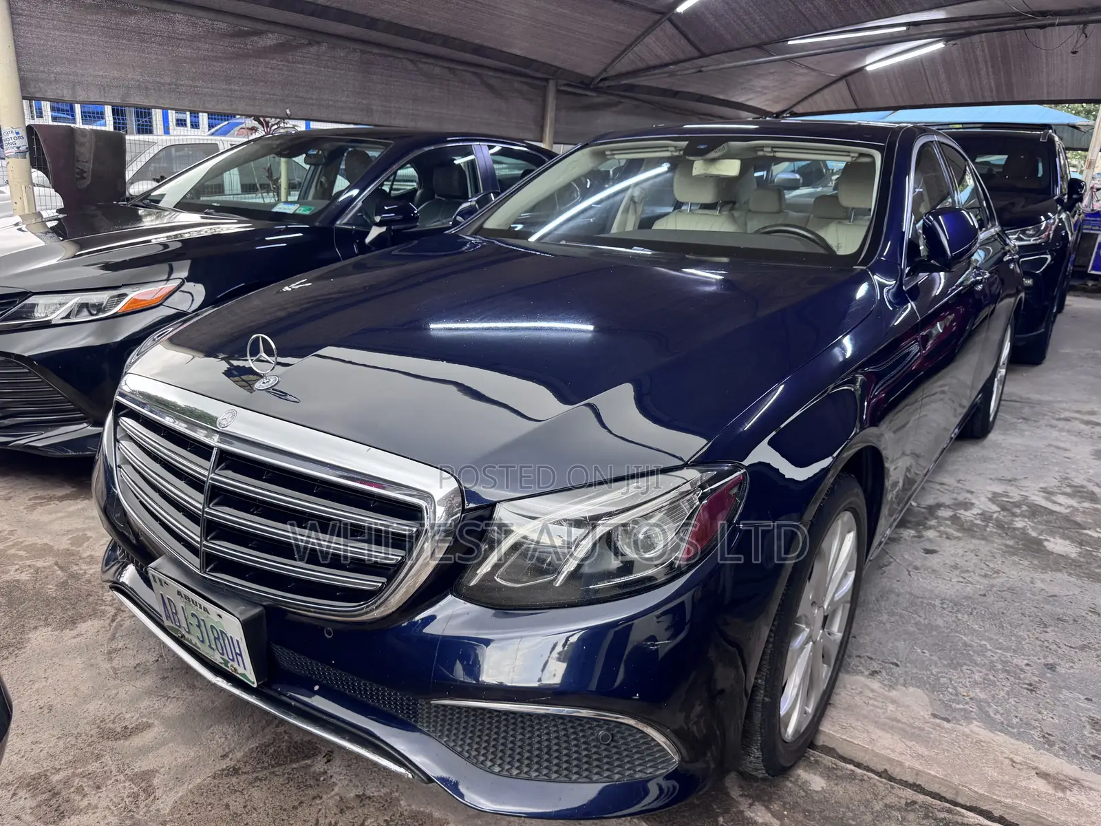 Mercedes-Benz E300 Base RWD Sedan (2.0L 4cyl 9A) 2017 Blue