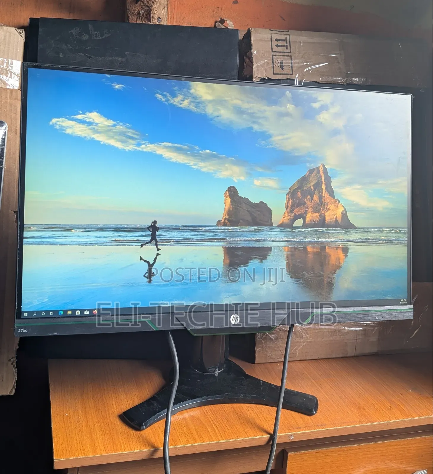 HP 27xq QHD 2560 X 1440p 144Hz IPS Gaming Monitor